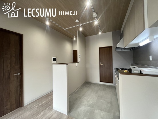 apartment 兵庫県姫路市網干区新在家
地図を見る