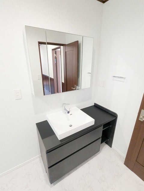 detached 神奈川県藤沢市湘南台２丁目7-12 門倉第2湘南台ビル2F