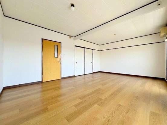 apartment 神奈川県藤沢市湘南台２丁目7-12 門倉第2湘南台ビル2F