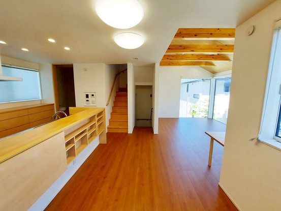 detached 神奈川県藤沢市湘南台２丁目7-12 門倉第2湘南台ビル2F