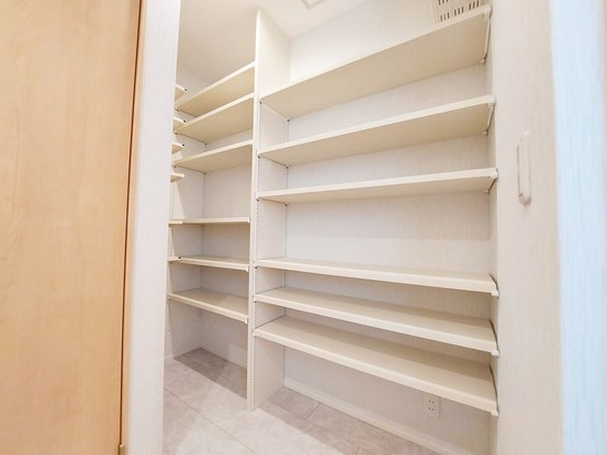 detached 神奈川県藤沢市湘南台２丁目7-12 門倉第2湘南台ビル2F