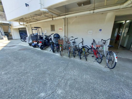 apartment 神奈川県藤沢市湘南台２丁目7-12 門倉第2湘南台ビル2F