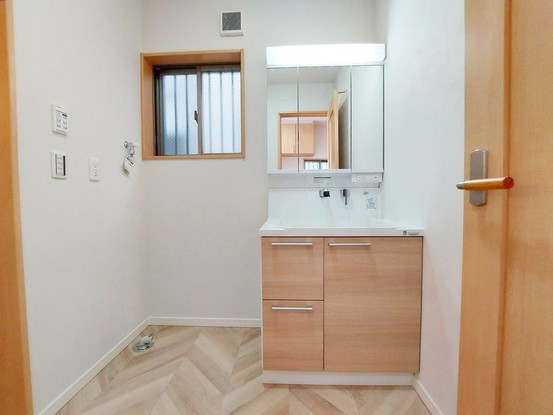 detached 神奈川県藤沢市湘南台２丁目7-12 門倉第2湘南台ビル2F