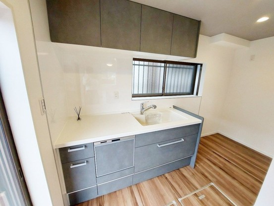 detached 神奈川県藤沢市湘南台２丁目7-12 門倉第2湘南台ビル2F