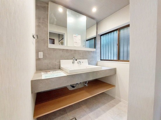 detached 神奈川県藤沢市湘南台２丁目7-12 門倉第2湘南台ビル2F