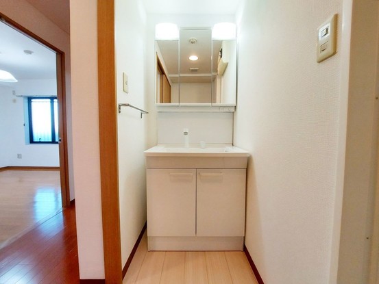 apartment 神奈川県藤沢市湘南台２丁目7-12 門倉第2湘南台ビル2F