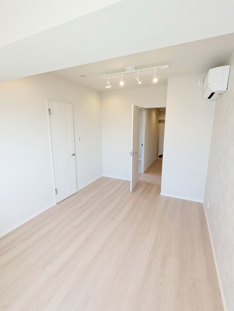 apartment 神奈川県藤沢市湘南台２丁目7-12 門倉第2湘南台ビル2F