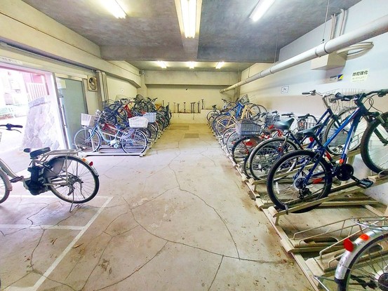 apartment 神奈川県藤沢市湘南台２丁目7-12 門倉第2湘南台ビル2F