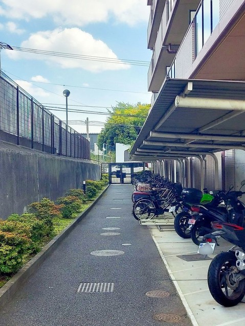 apartment 神奈川県藤沢市湘南台２丁目7-12 門倉第2湘南台ビル2F