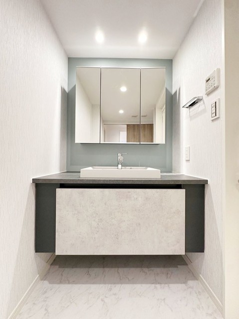 apartment 神奈川県藤沢市湘南台２丁目7-12 門倉第2湘南台ビル2F