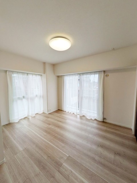 apartment 神奈川県藤沢市湘南台２丁目7-12 門倉第2湘南台ビル2F