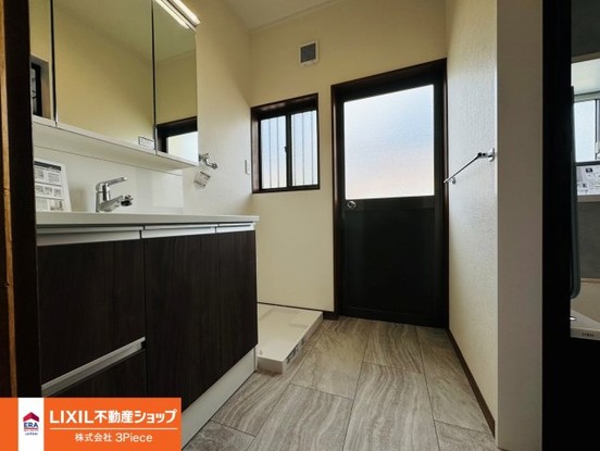 detached 山梨県甲府市後屋町737-3-2F