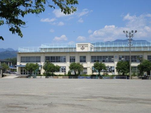 apartment 山梨県甲府市上石田２丁目
地図を見る