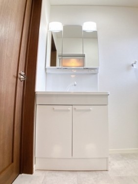 detached 静岡県沼津市大岡1974-10