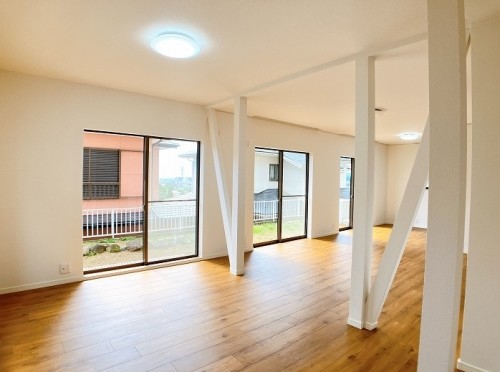 detached 静岡県沼津市大岡1974-10