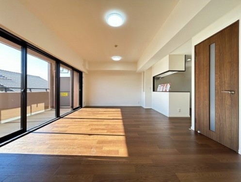 apartment 静岡県沼津市新沢田町
地図を見る