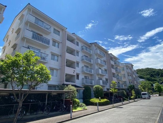 apartment 神奈川県伊勢原市大住台３丁目
地図を見る