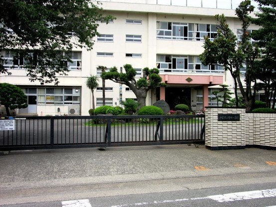 apartment 神奈川県平塚市田村３丁目
地図を見る