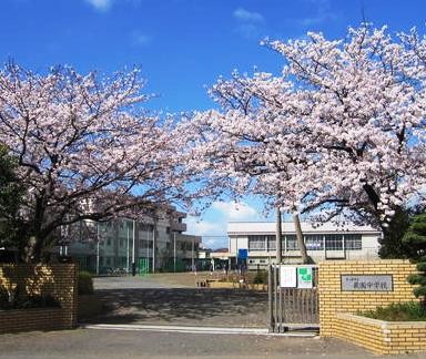 apartment 神奈川県平塚市四之宮2-15-27