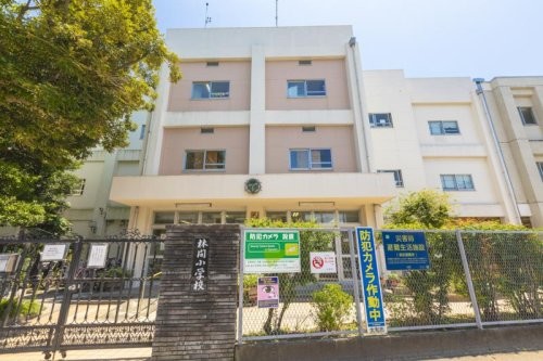 apartment 神奈川県平塚市四之宮2-15-27