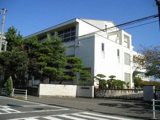 apartment 神奈川県平塚市八千代町
地図を見る
