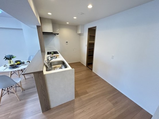 apartment 兵庫県西宮市甲風園１丁目5-10 ノルドアインビル4階