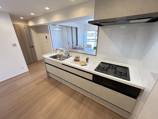 apartment 兵庫県西宮市甲風園１丁目5-10 ノルドアインビル4階