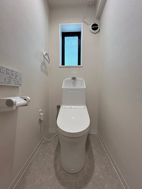 detached 兵庫県西宮市甲風園１丁目5-10 ノルドアインビル4階