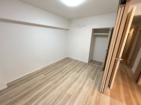 apartment 兵庫県西宮市甲風園１丁目5-10 ノルドアインビル4階