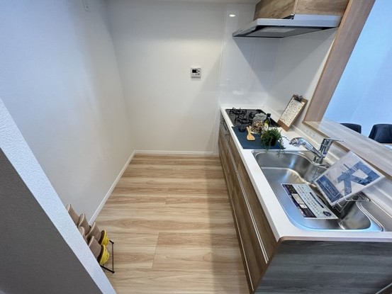 apartment 兵庫県西宮市甲風園１丁目5-10 ノルドアインビル4階