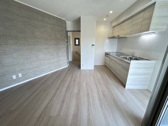 townhouse 兵庫県西宮市甲風園１丁目5-10 ノルドアインビル4階