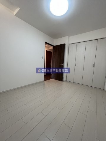 apartment 大阪府東大阪市加納７丁目
地図を見る