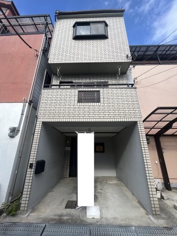 townhouse 大阪府東大阪市喜里川町
地図を見る