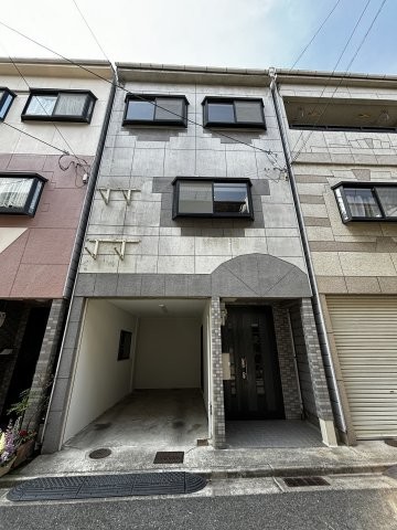 townhouse 大阪府東大阪市俊徳町２丁目
地図を見る