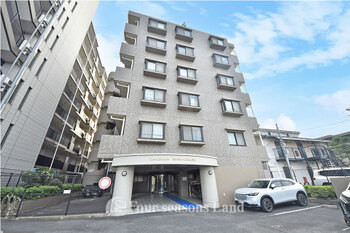 apartment 神奈川県藤沢市片瀬海岸２丁目
地図を見る