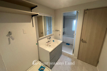 apartment 神奈川県藤沢市鵠沼海岸１丁目
地図を見る