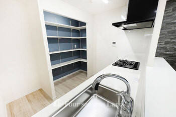 apartment 神奈川県鎌倉市岡本１丁目
地図を見る