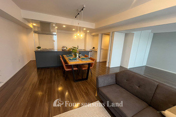 apartment 神奈川県藤沢市鵠沼海岸３丁目
地図を見る