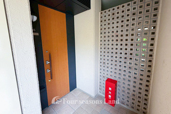 apartment 神奈川県鎌倉市由比ガ浜４丁目
地図を見る