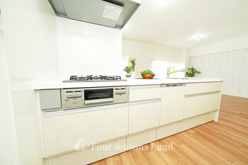 apartment 神奈川県茅ヶ崎市新栄町11番13号