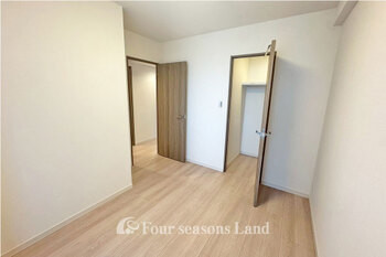 apartment 神奈川県茅ヶ崎市新栄町11番13号