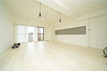 apartment 神奈川県茅ヶ崎市新栄町11番13号