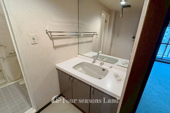 apartment 神奈川県茅ヶ崎市新栄町11番13号