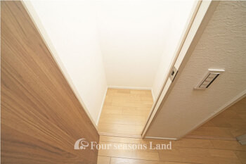 apartment 神奈川県茅ヶ崎市新栄町11番13号