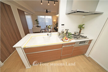 apartment 神奈川県茅ヶ崎市新栄町11番13号