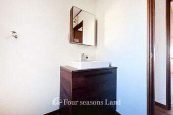 detached 神奈川県高座郡寒川町岡田５丁目
地図を見る