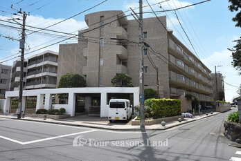 apartment 神奈川県藤沢市鵠沼海岸２丁目
地図を見る