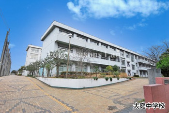 apartment 神奈川県茅ヶ崎市新栄町11番13号