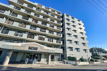 apartment 神奈川県茅ヶ崎市新栄町11番13号