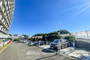 apartment 神奈川県茅ヶ崎市新栄町11番13号